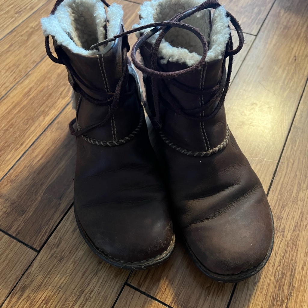 Ugg